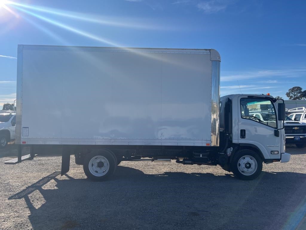 2024 Chevrolet Low Cab Forward 4500 Base