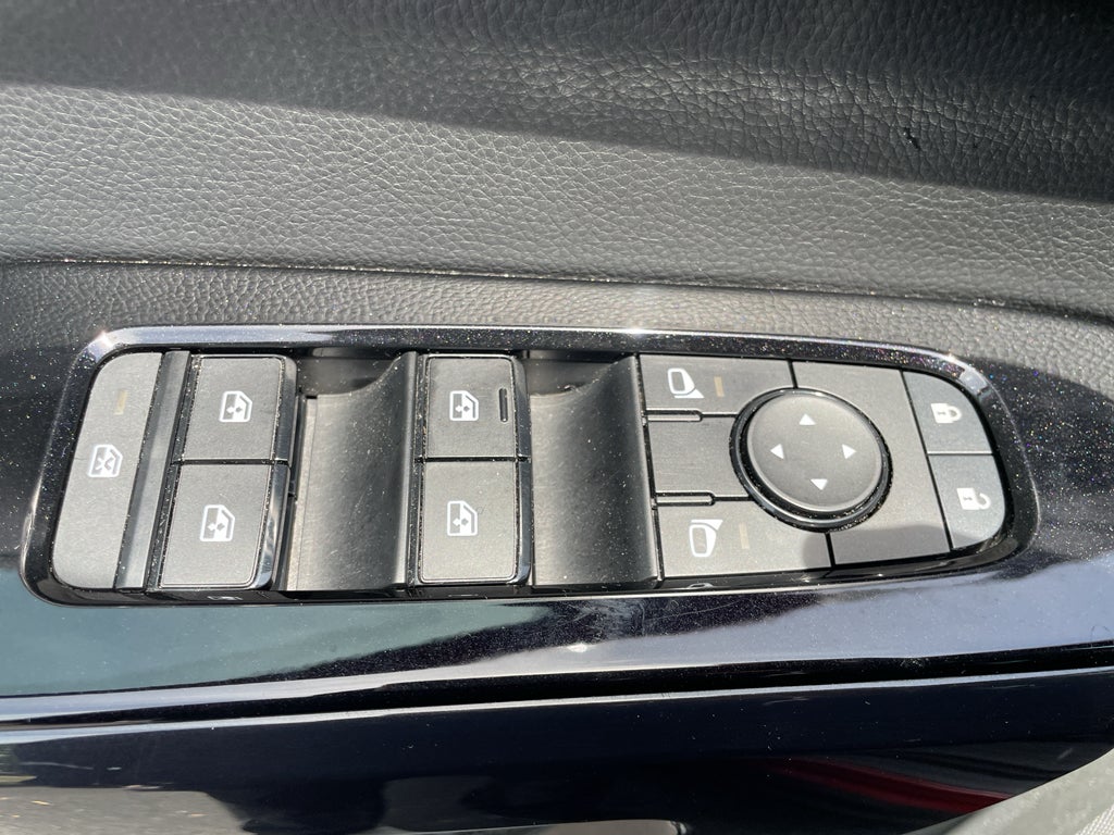 2022 Nissan Pathfinder SV 4WD