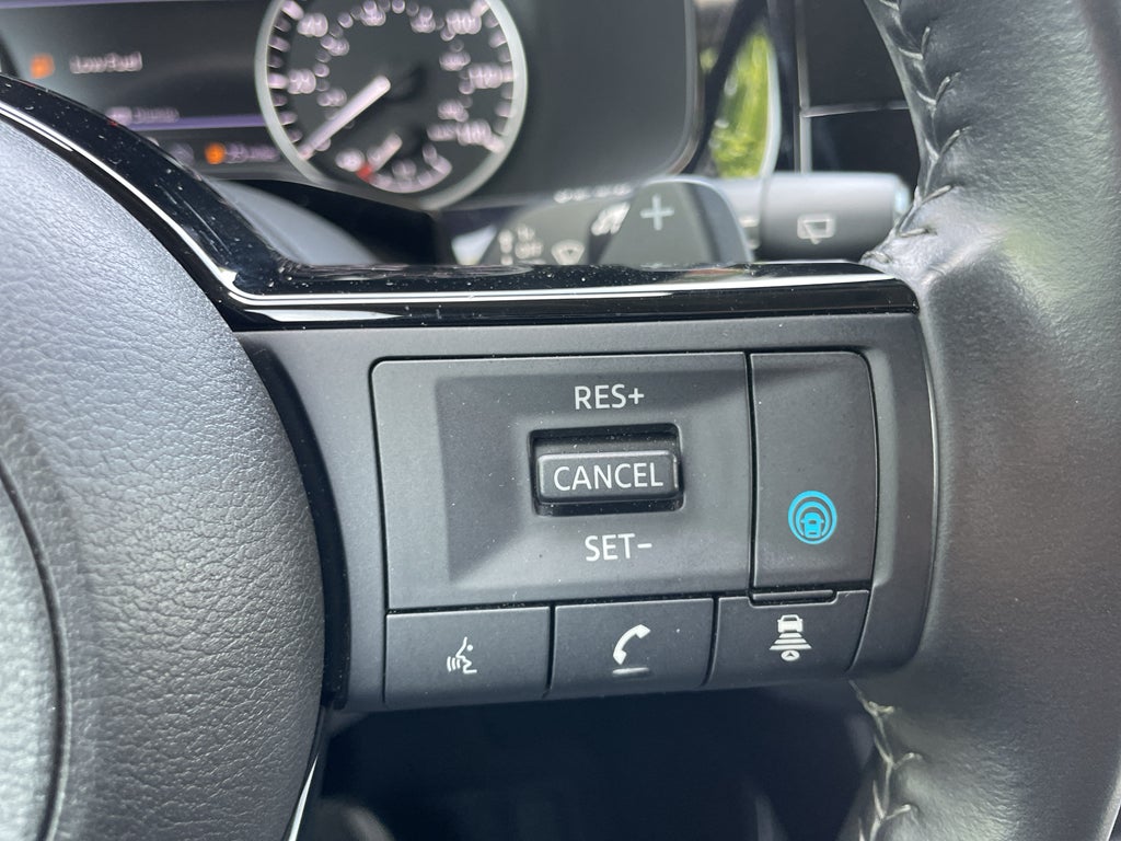 2022 Nissan Pathfinder SV 4WD