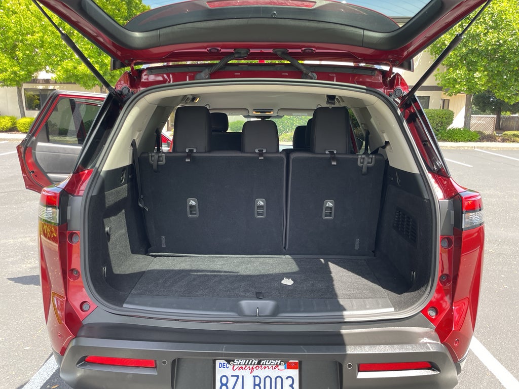 2022 Nissan Pathfinder SV 4WD