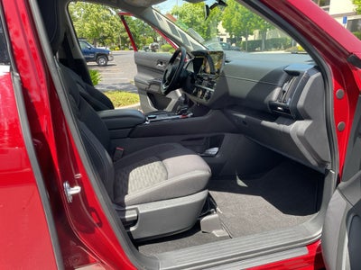 2022 Nissan Pathfinder SV 4WD