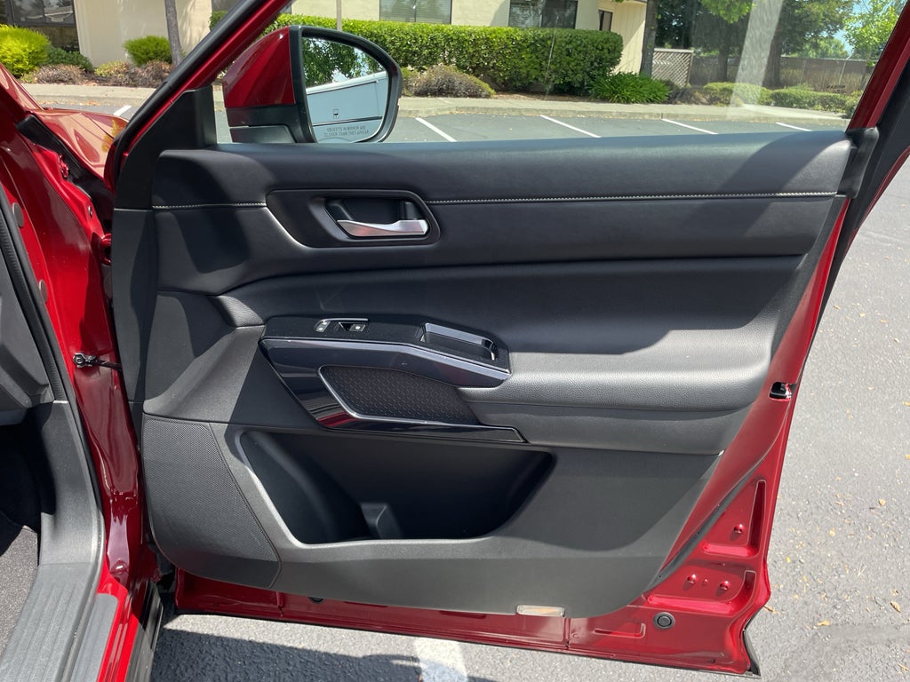 2022 Nissan Pathfinder SV 4WD