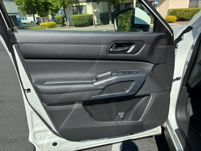 2025 Nissan Pathfinder Rock Creek 4WD