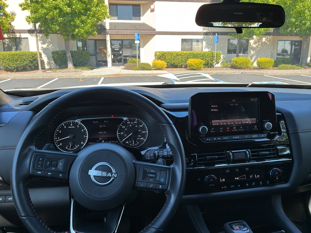 2025 Nissan Pathfinder Rock Creek 4WD