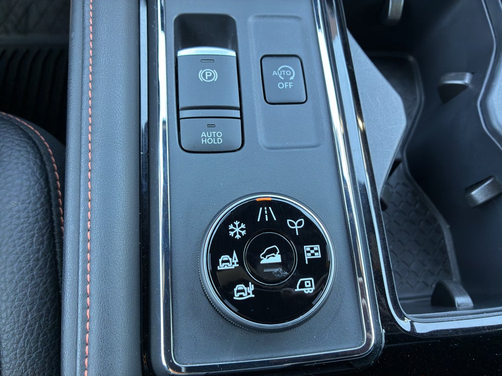 2025 Nissan Pathfinder Rock Creek 4WD