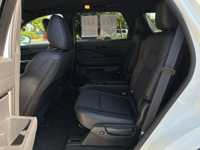2025 Nissan Pathfinder Rock Creek 4WD