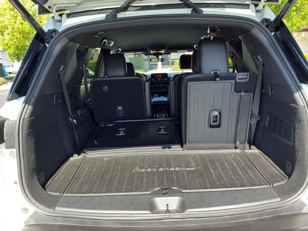 2025 Nissan Pathfinder Rock Creek 4WD