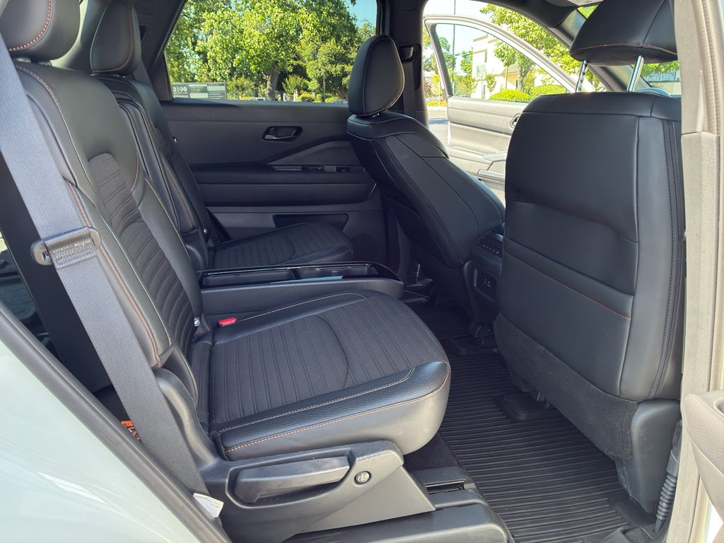 2025 Nissan Pathfinder Rock Creek 4WD