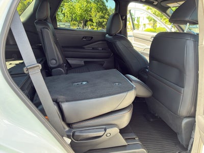 2025 Nissan Pathfinder Rock Creek 4WD