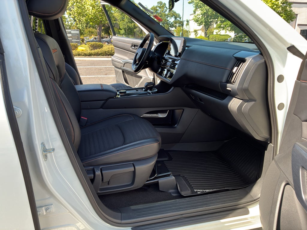 2025 Nissan Pathfinder Rock Creek 4WD