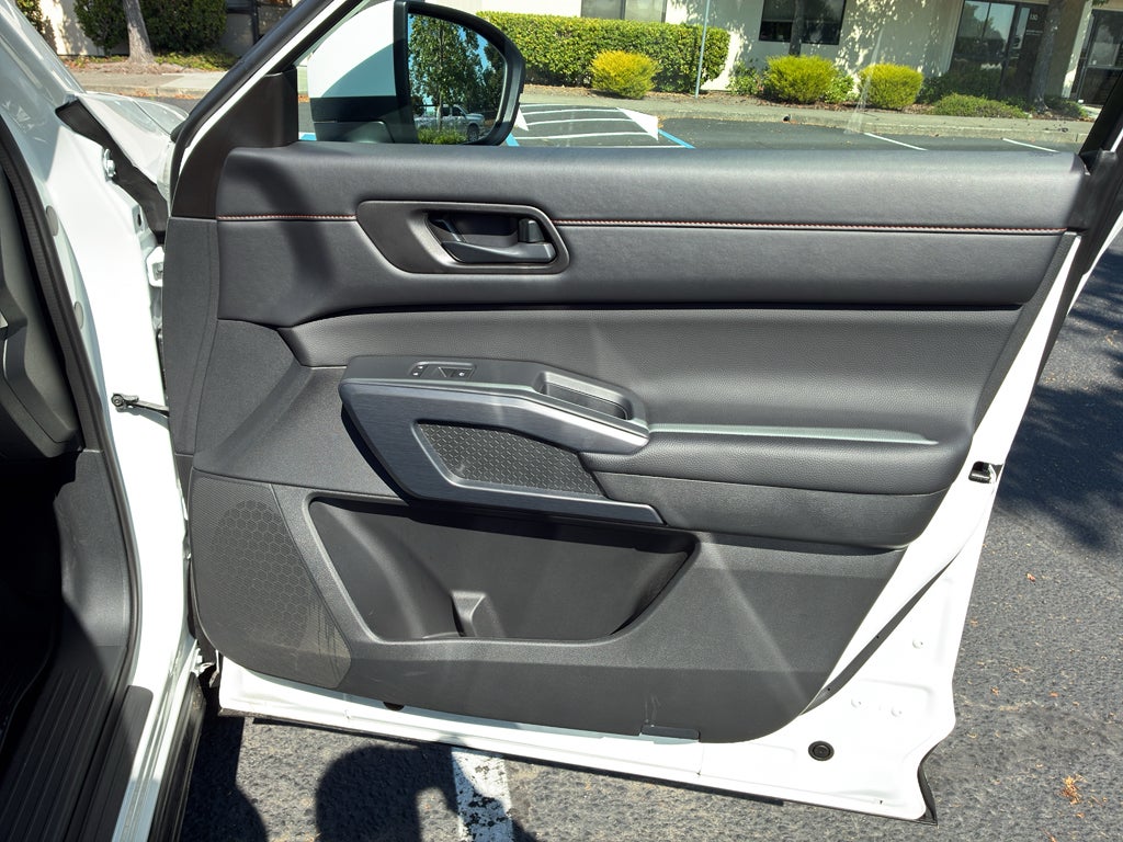 2025 Nissan Pathfinder Rock Creek 4WD