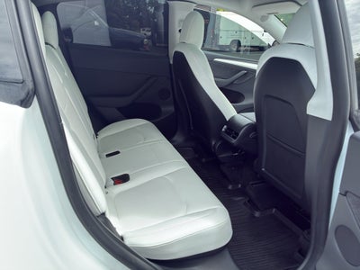 2022 Tesla Model Y Performance Dual Motor All-Wheel Drive