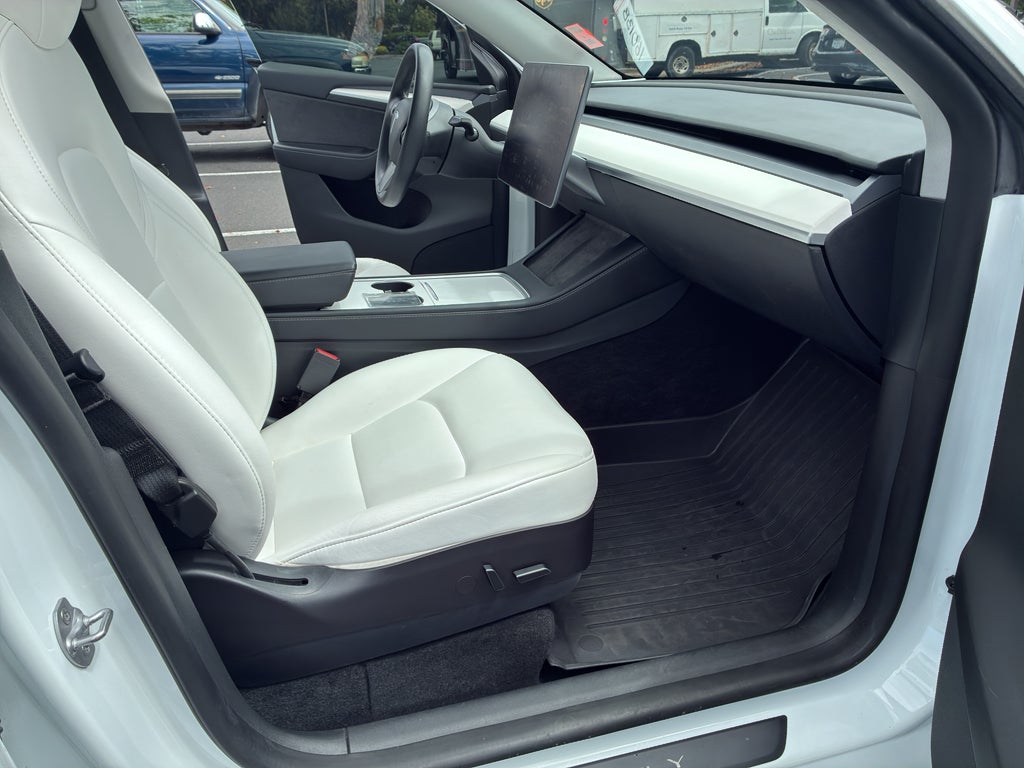 2022 Tesla Model Y Performance Dual Motor All-Wheel Drive