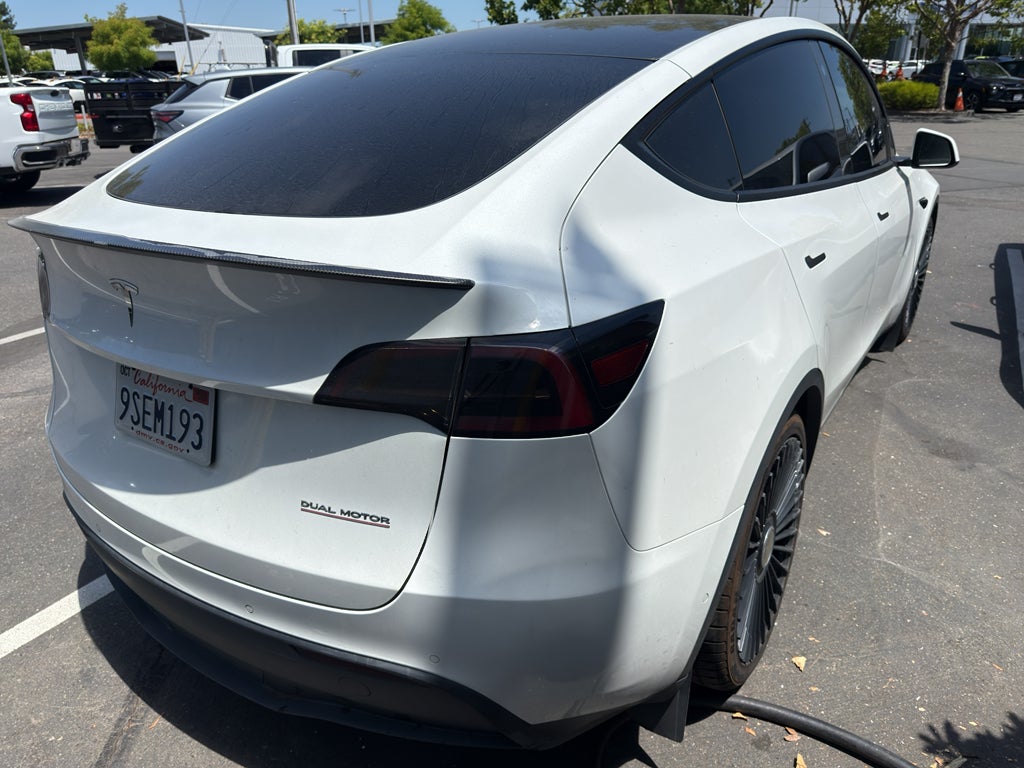 2022 Tesla Model Y Performance Dual Motor All-Wheel Drive