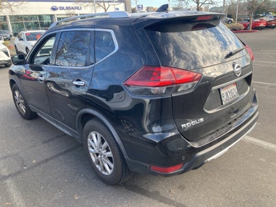 2020 Nissan Rogue SV FWD