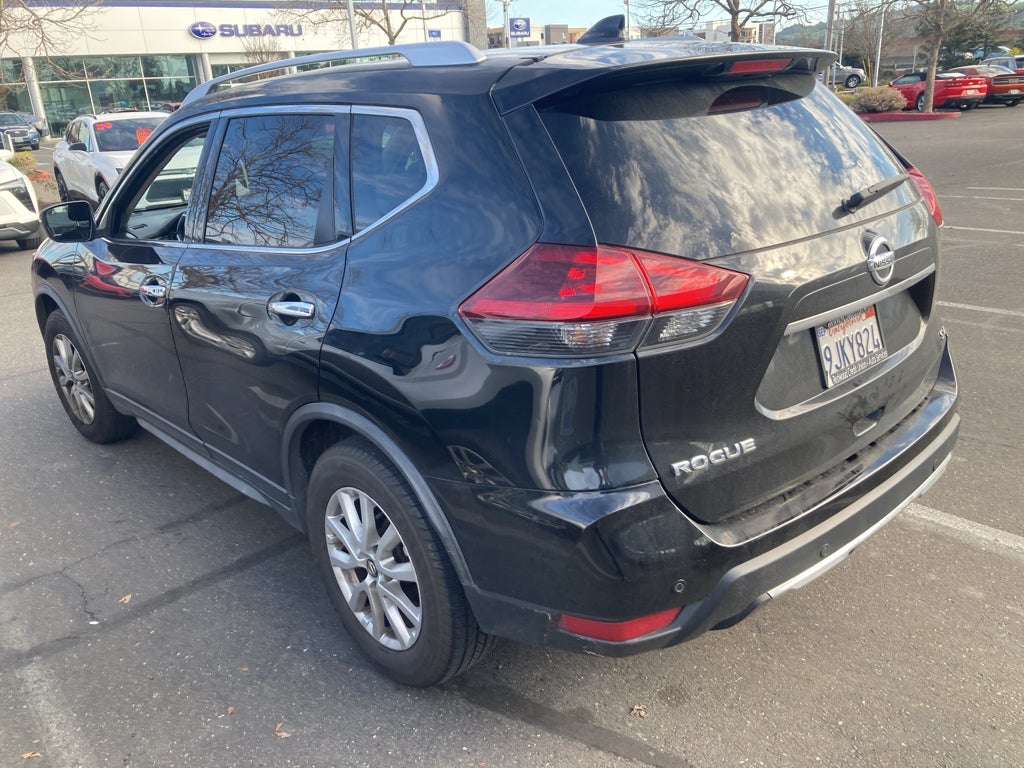 2020 Nissan Rogue SV FWD