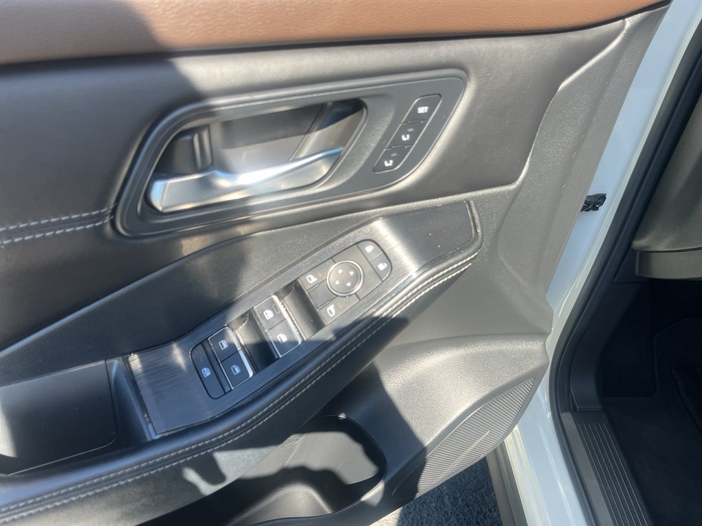 2023 Nissan Rogue SL Intelligent AWD