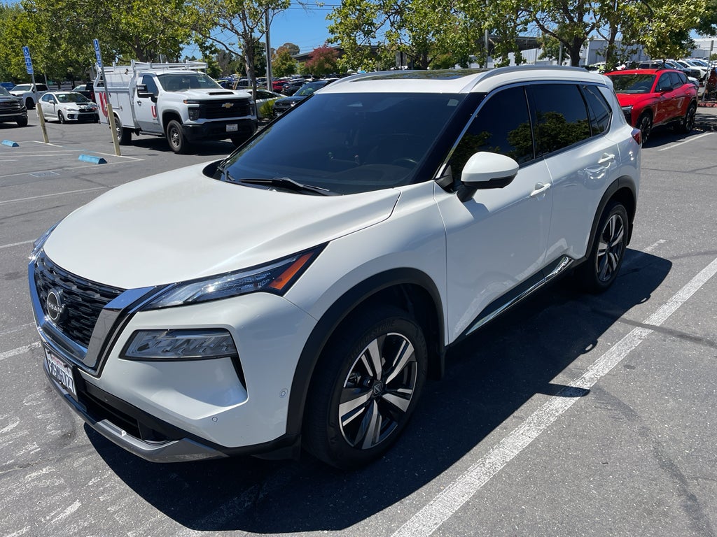 2023 Nissan Rogue SL Intelligent AWD