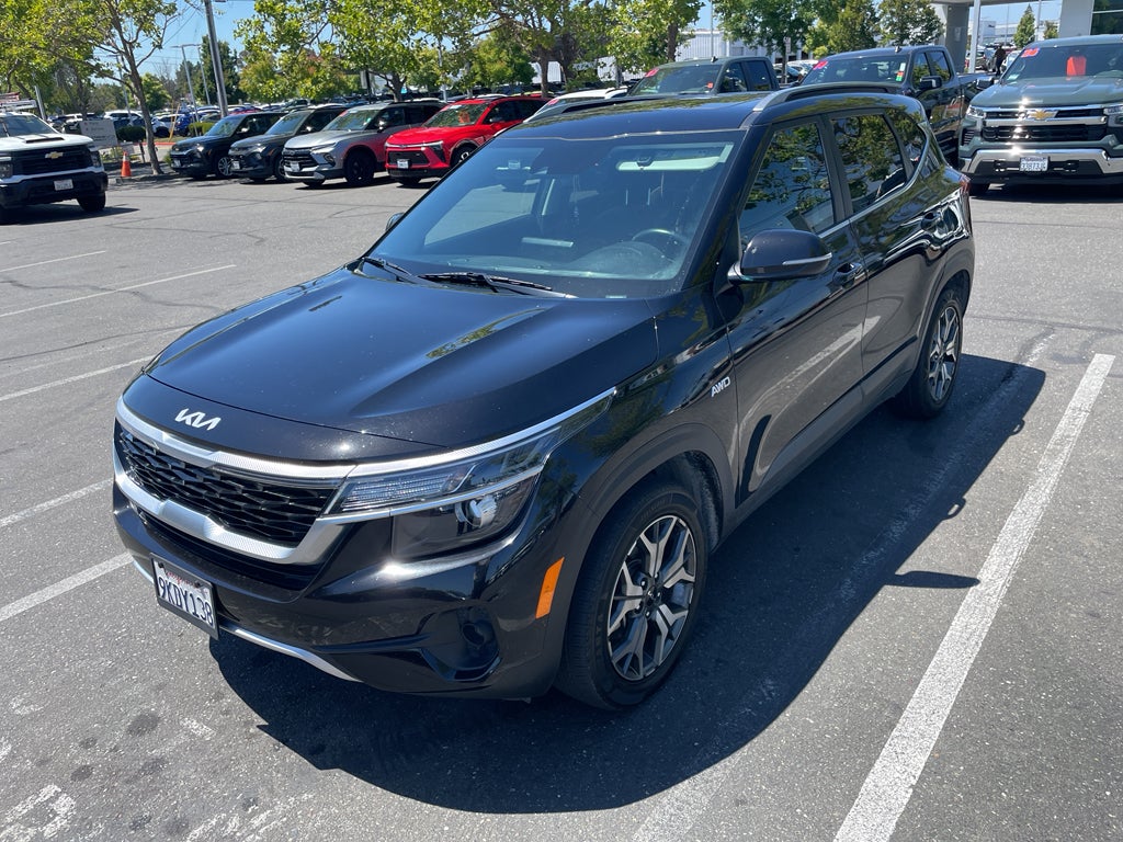 2023 Kia Seltos EX