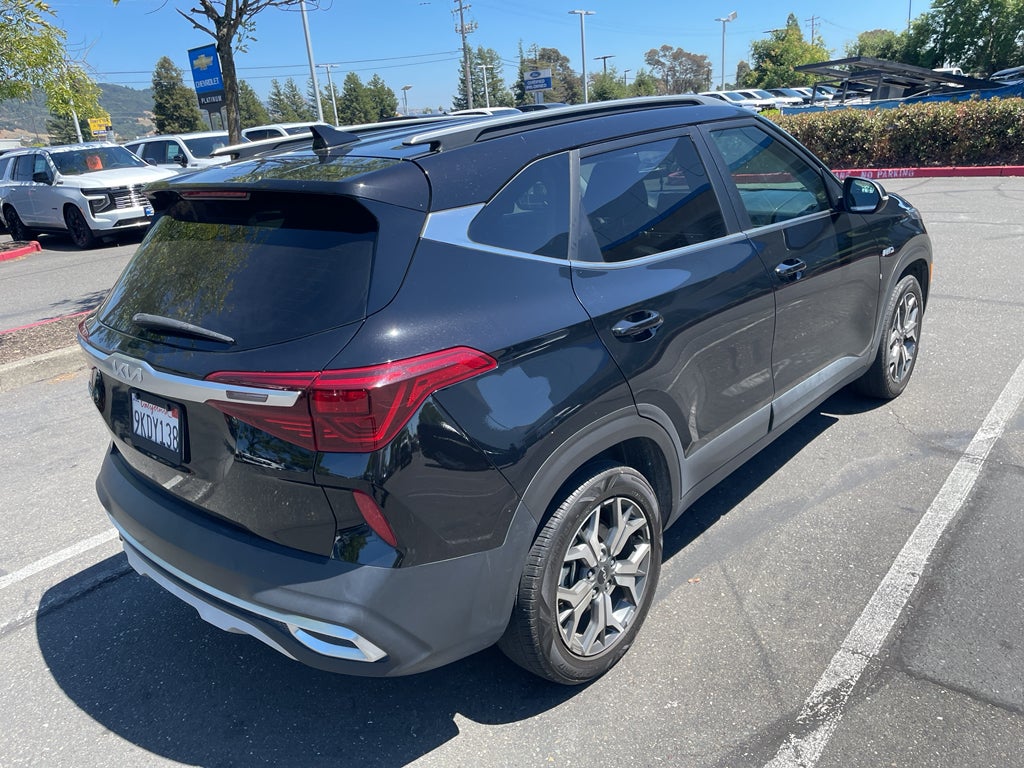 2023 Kia Seltos EX